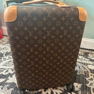 Louis Vuitton Horizon 55